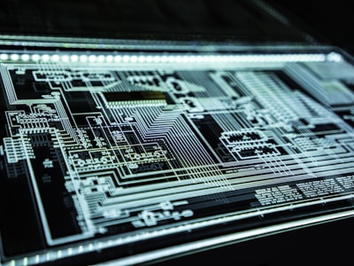 Cybersécurité et éducation : sensibiliser les jeunes Ivoiriens